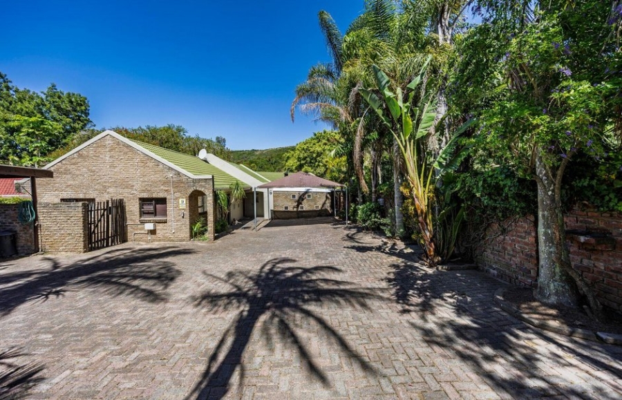 4 Bedroom Property for Sale in Nahoon Valley Park Eastern Cape